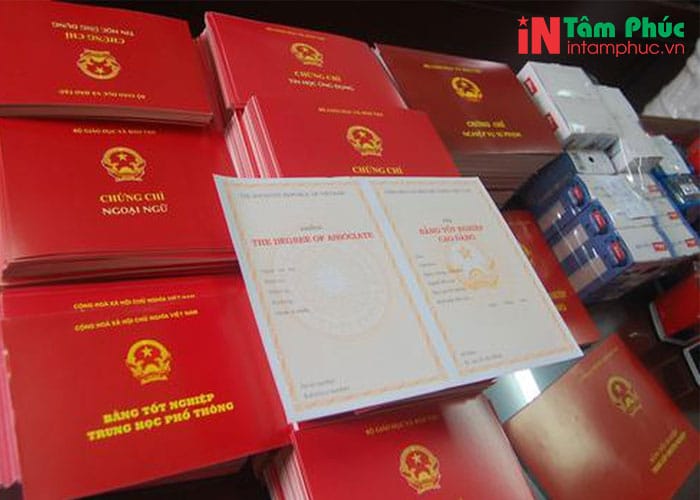 bìa trao quyết định