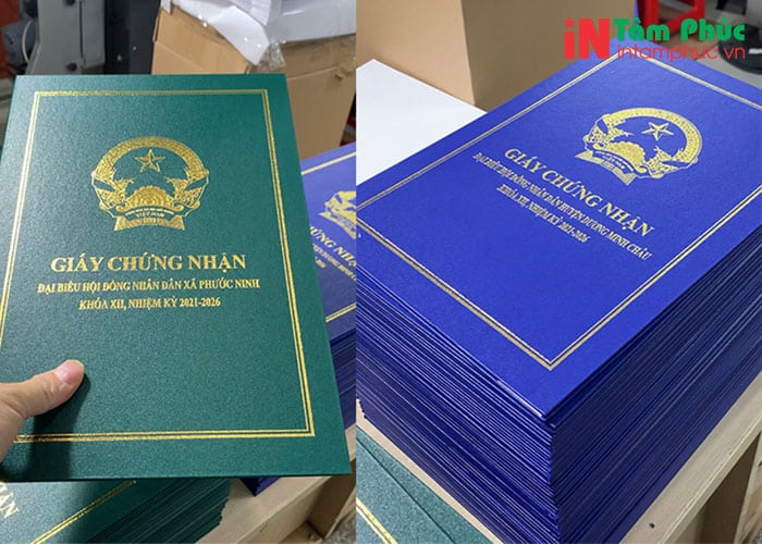 bìa trao quyết định