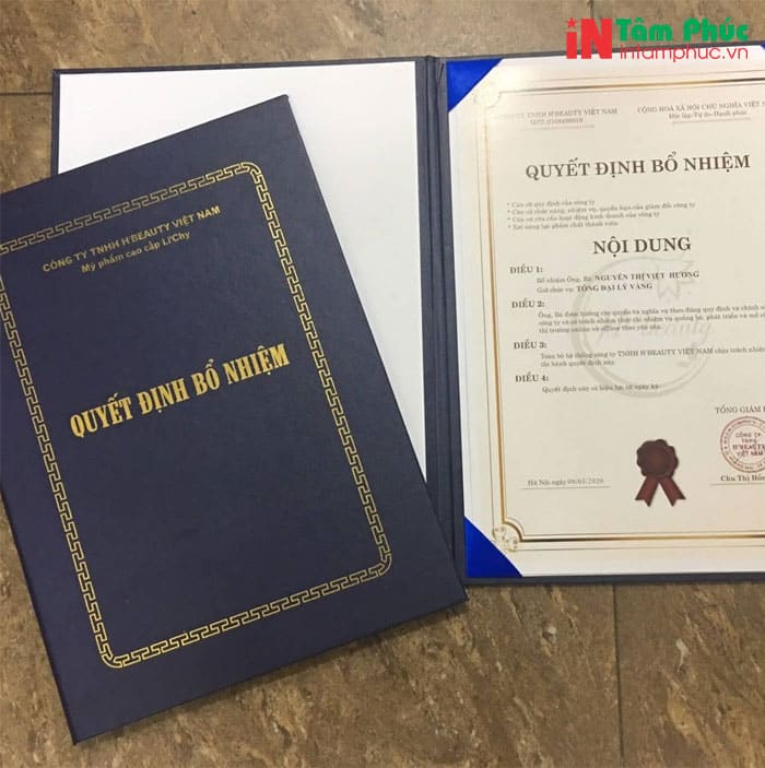 bìa trao quyết định