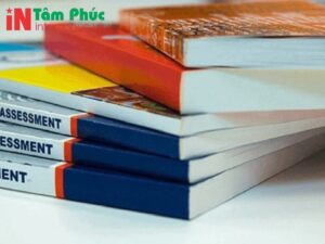 in sách bìa mềm và bìa cứng