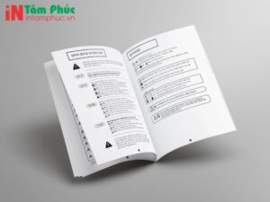 in sách màu hay đen trắng