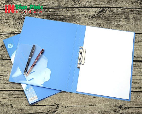 Bìa kẹp giấy A4 cứng dùng để trình ký. Bìa kẹp giấy A4 cứng dùng để trình ký.