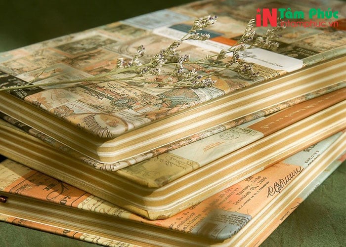 Trang trí sổ vintage với các nguyên liệu, phụ kiện độc đáo